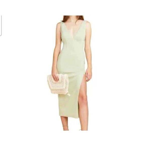 NWT Katie May Caliente Deep V-Neck Midi Dress Green  Size M - Picture 1 of 5